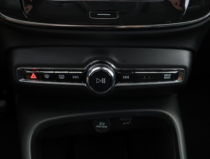 Volvo XC40, 2021