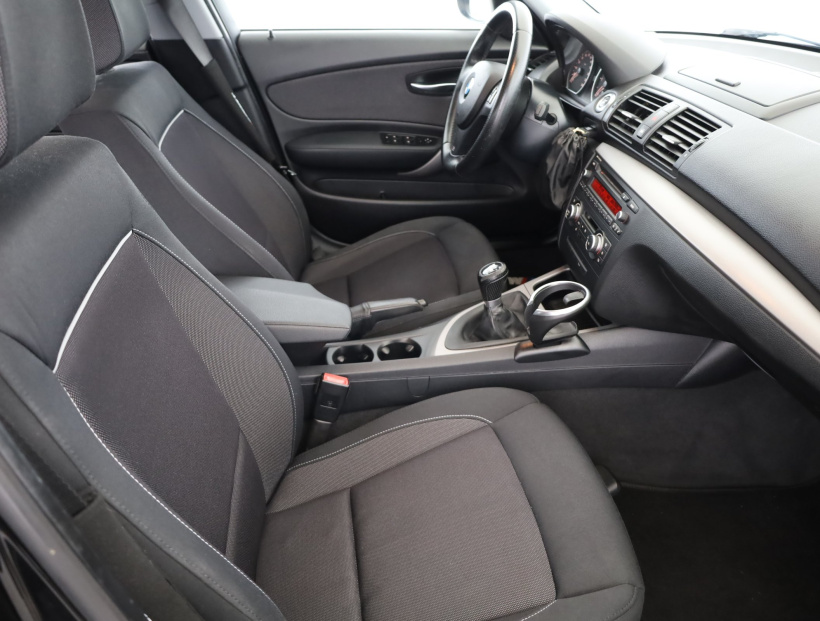 BMW 1, 2011