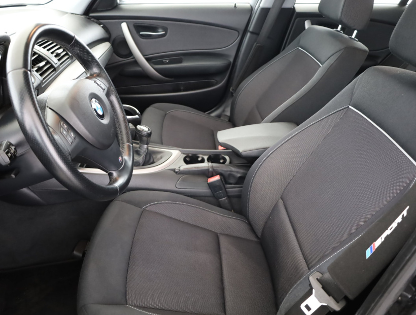 BMW 1, 2011
