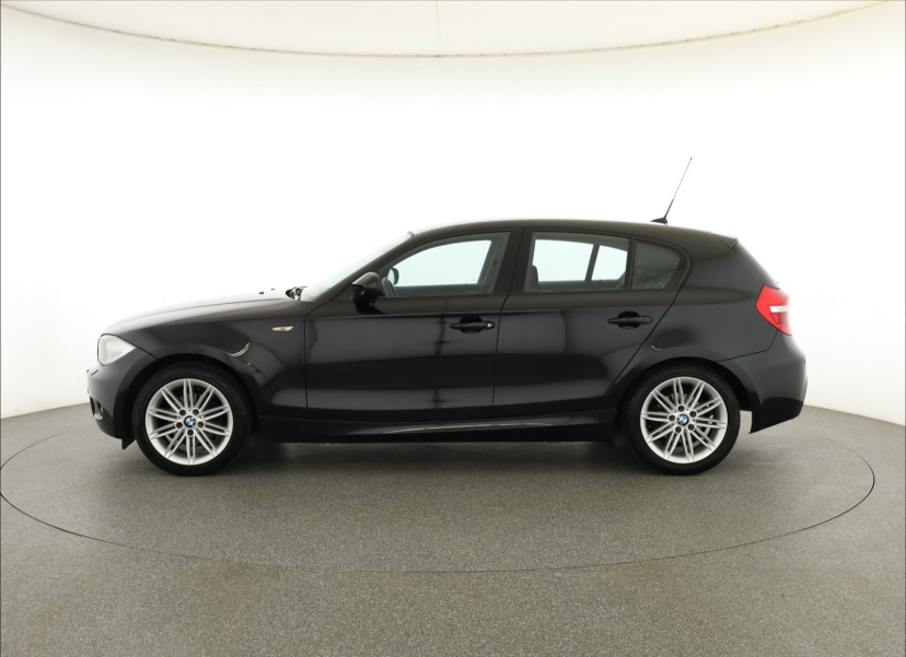 BMW 1, 2011