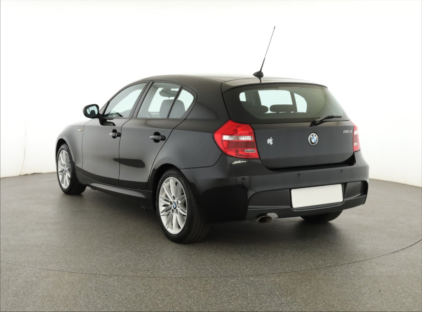 BMW 1, 2011