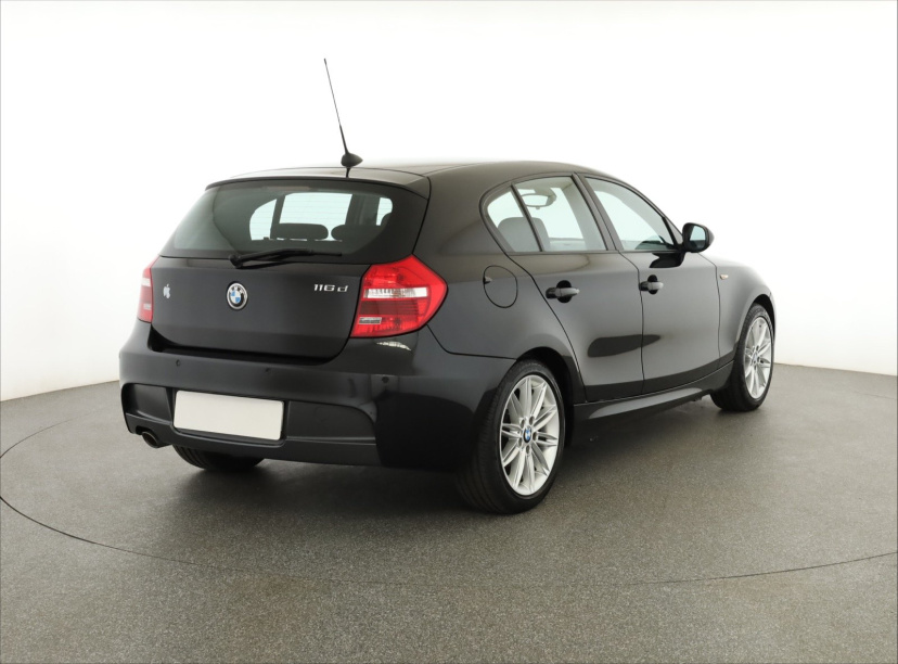 BMW 1, 2011