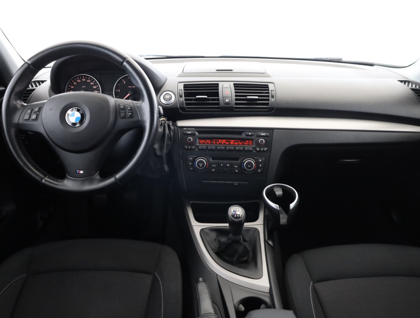 BMW 1, 2011