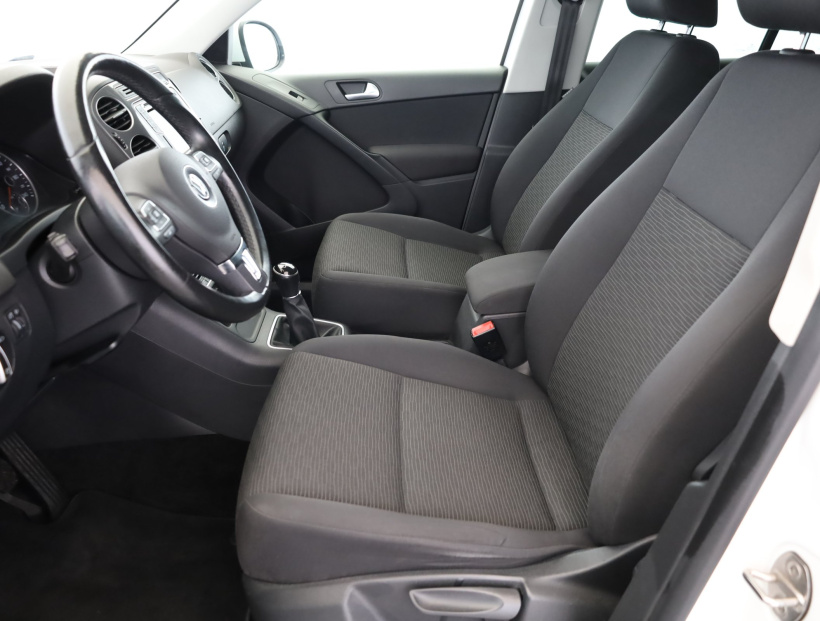 Volkswagen Tiguan, 2015