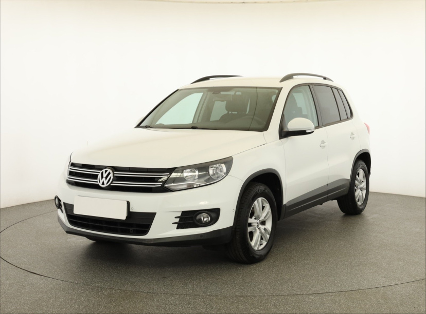 Volkswagen Tiguan, 2015
