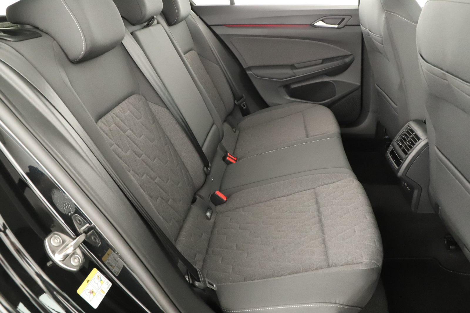 Volkswagen Golf - 2026