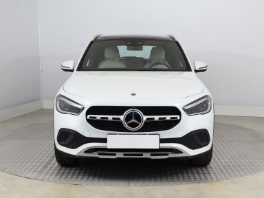 Mercedes-Benz GLA - 2022
