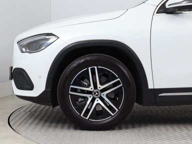Mercedes-Benz GLA - 2022