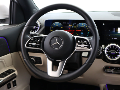 Mercedes-Benz GLA - 2022