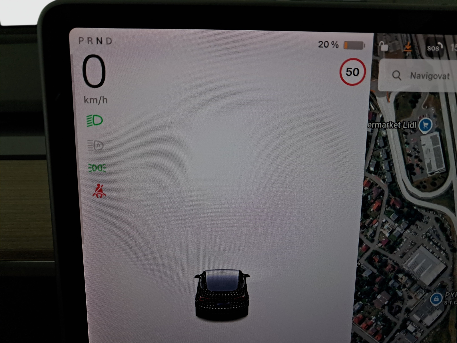 Tesla Model 3 Standard Range Plus – fotografie 17