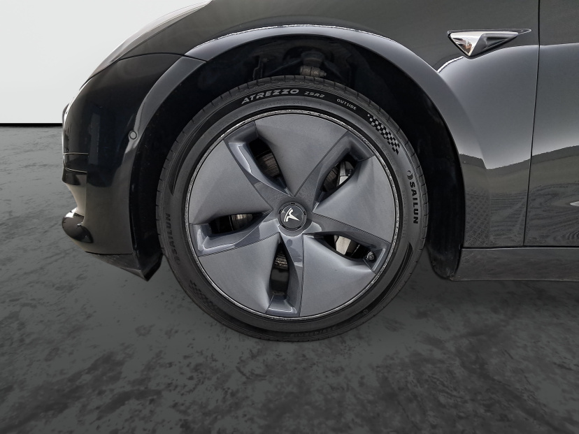 Tesla Model 3, 2020
