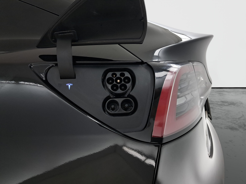 Tesla Model 3, 2020
