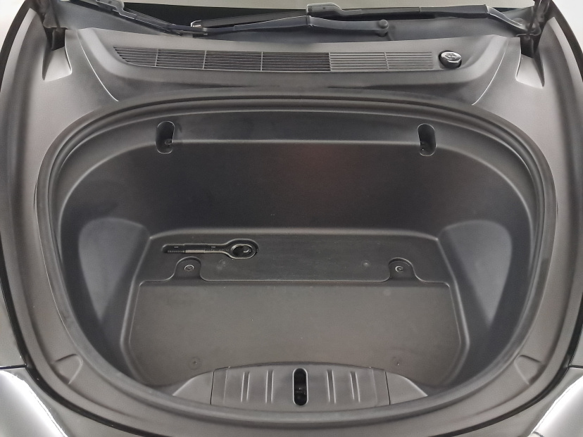 Tesla Model 3, 2020
