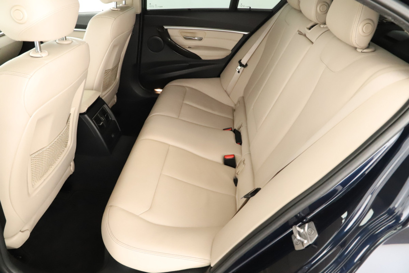 BMW 3, 2015
