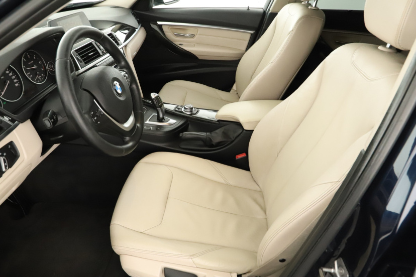 BMW 3, 2015