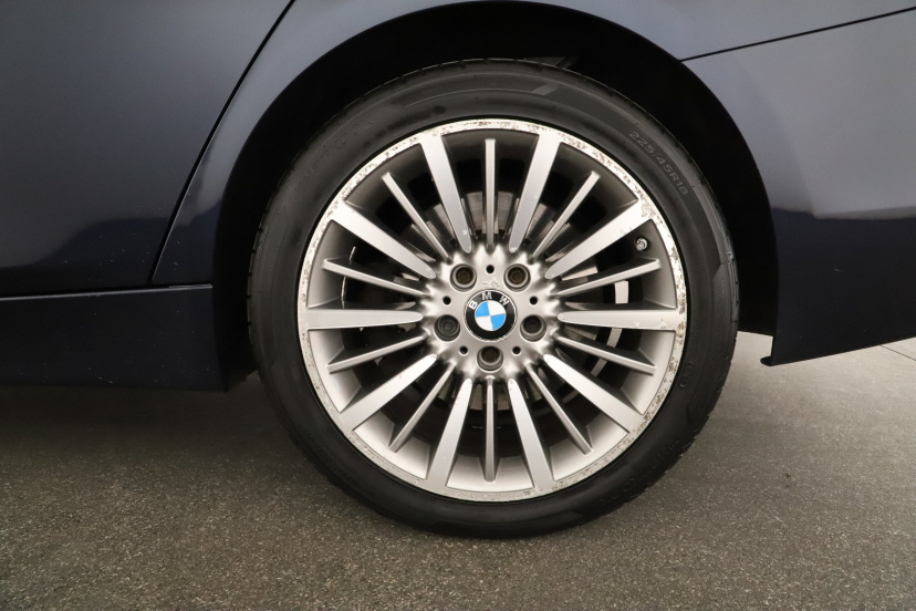 BMW 3, 2015