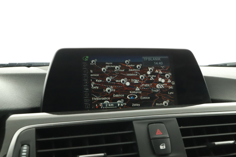 BMW 3, 2015