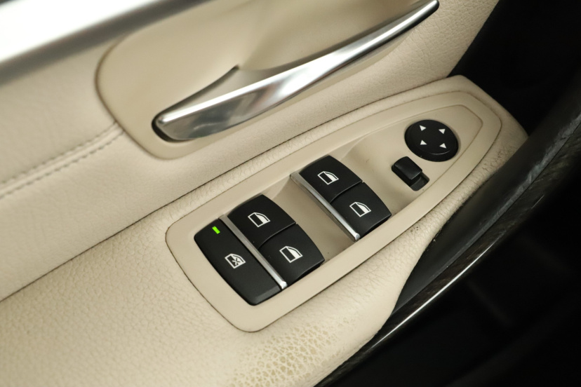 BMW 3, 2015