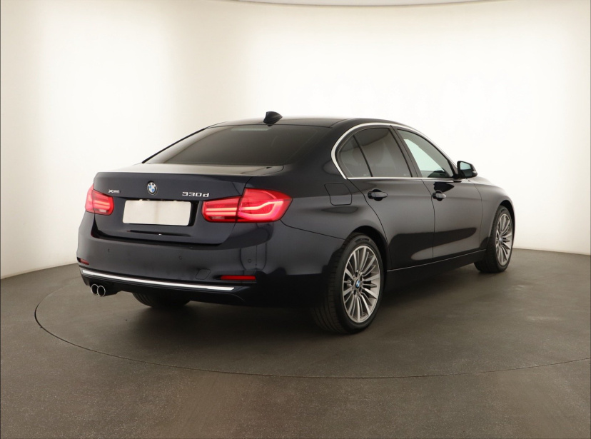 BMW 3, 2015
