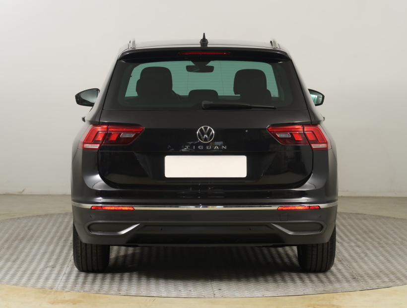 Volkswagen Tiguan, 2022