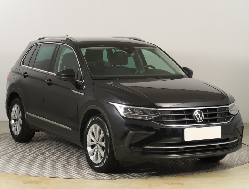 Volkswagen Tiguan, 2022