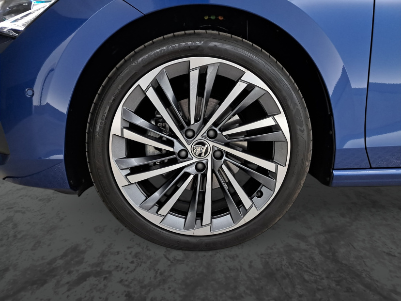 Škoda Superb, 2025