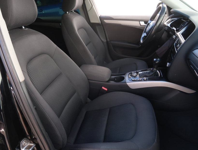 Audi A4, 2014
