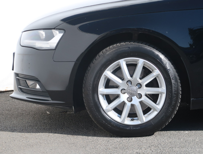 Audi A4, 2014