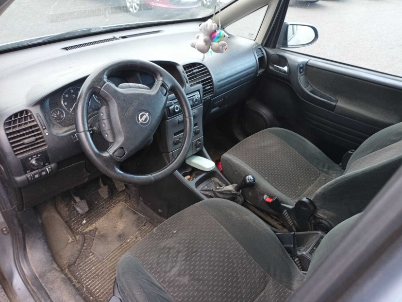 Opel Zafira, 2004