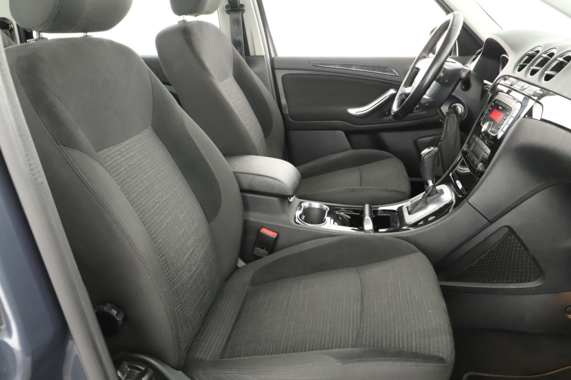 Ford Galaxy, 2011