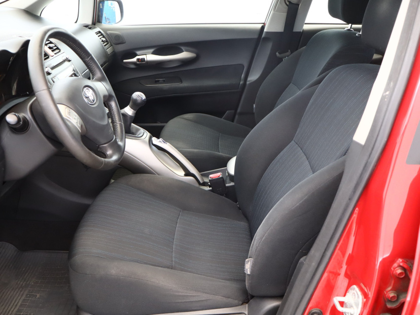 Toyota Auris, 2008