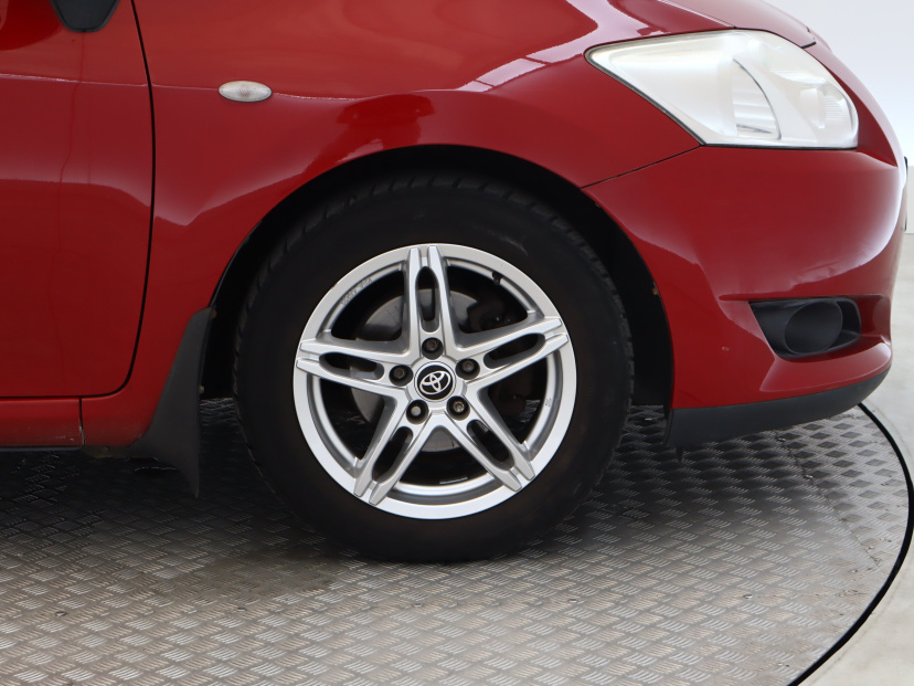 Toyota Auris, 2008