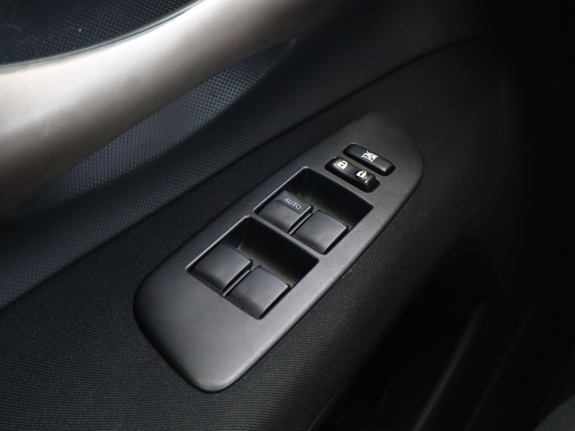 Toyota Auris, 2008