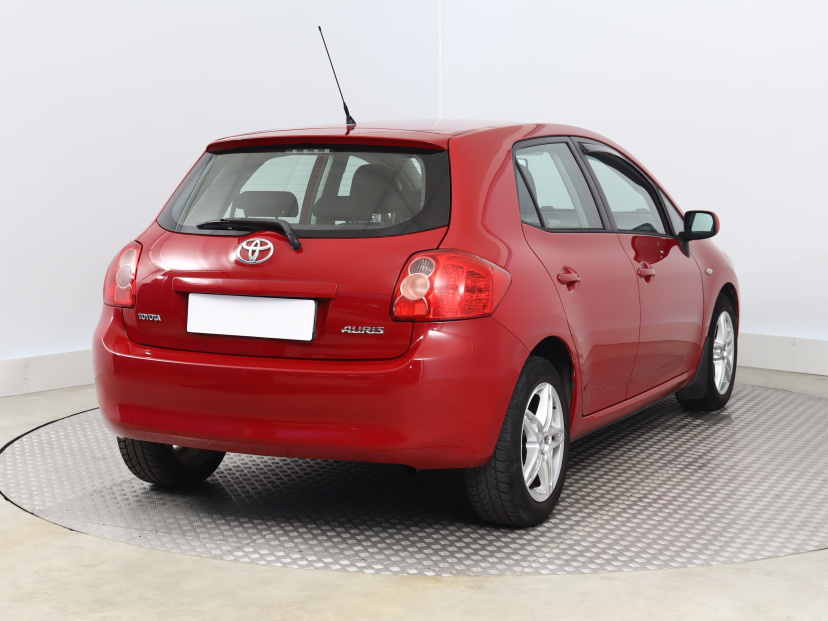 Toyota Auris, 2008