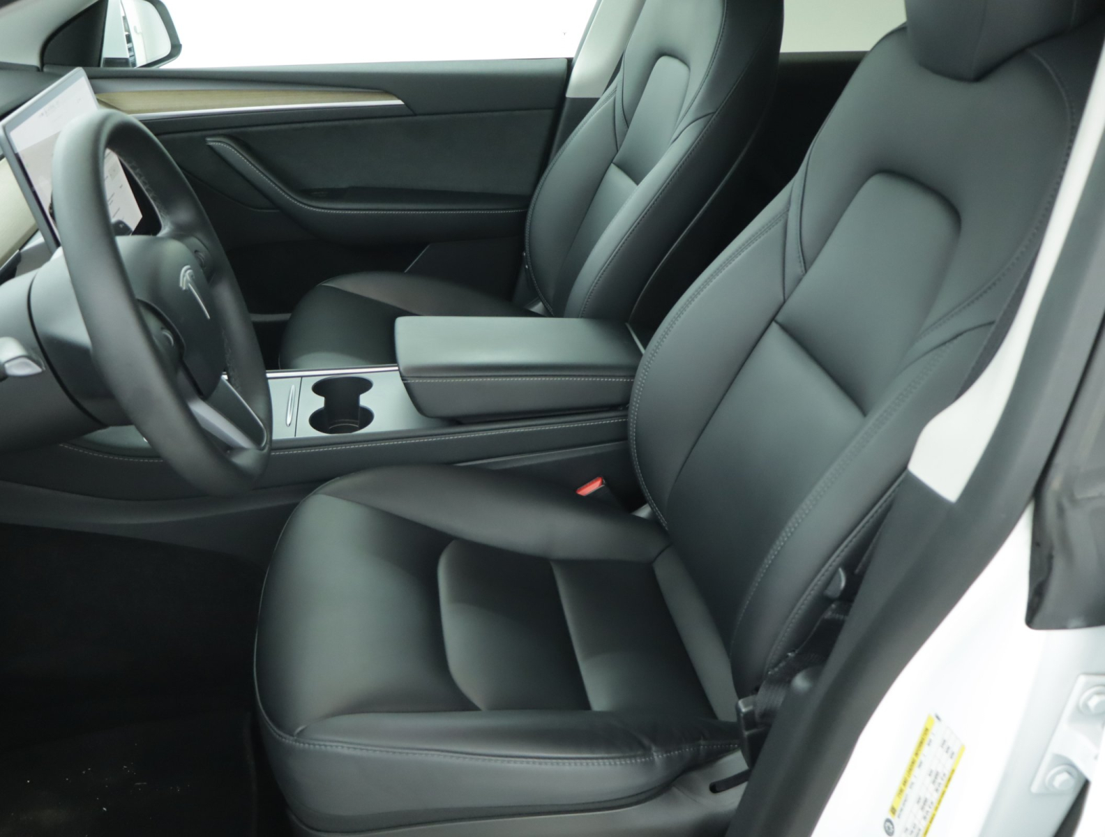 Tesla Model Y - 2021