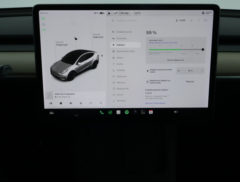 Tesla Model Y, 2021