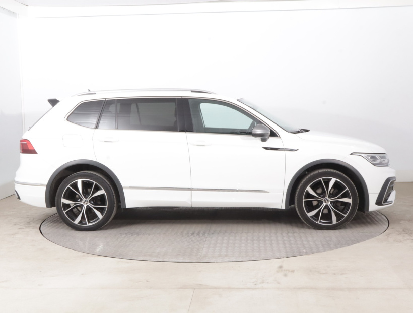 Volkswagen Tiguan Allspace, 2022