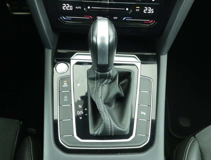 Volkswagen Arteon, 2022