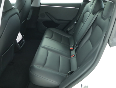 Tesla Model 3 - 2023