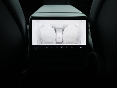 Tesla Model 3 - 2023