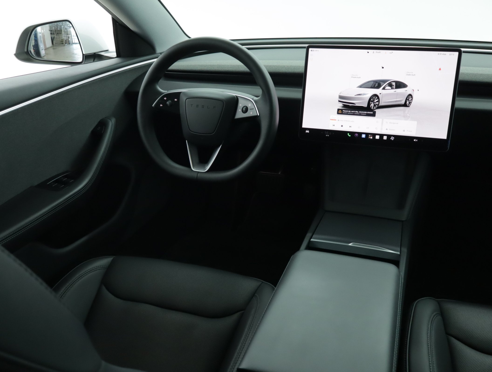 Tesla Model 3 Standard Range Plus – fotografie 9