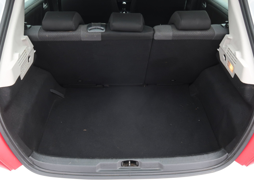 Peugeot 207, 2011