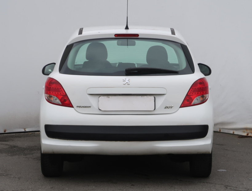 Peugeot 207, 2011