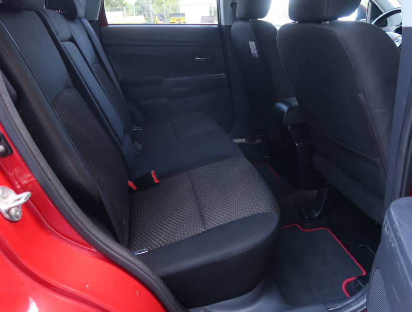 Mitsubishi ASX, 2015