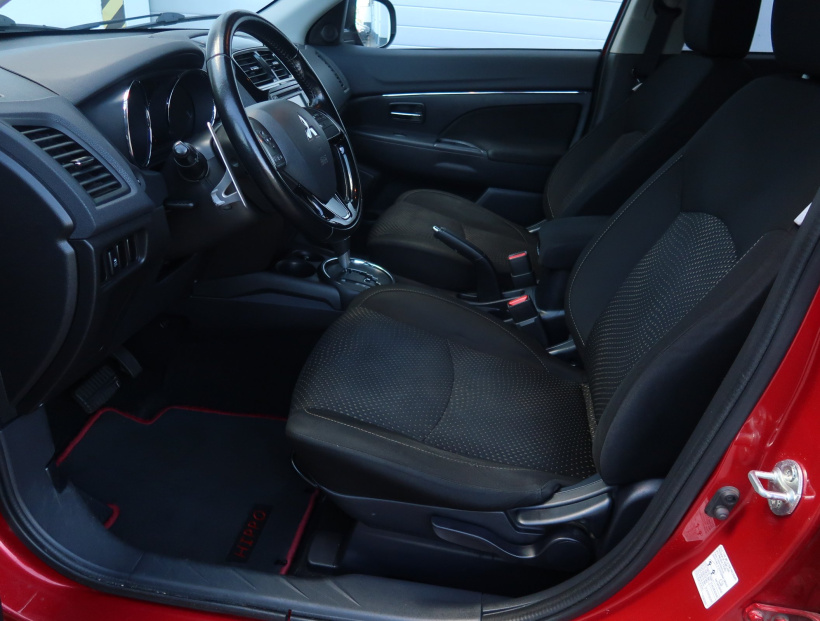 Mitsubishi ASX, 2015