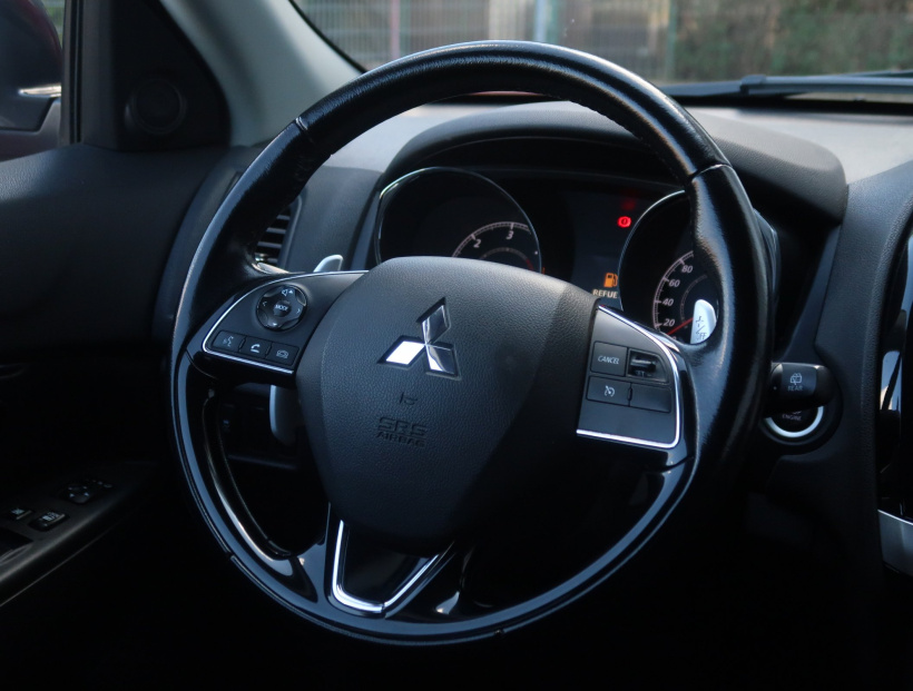 Mitsubishi ASX, 2015
