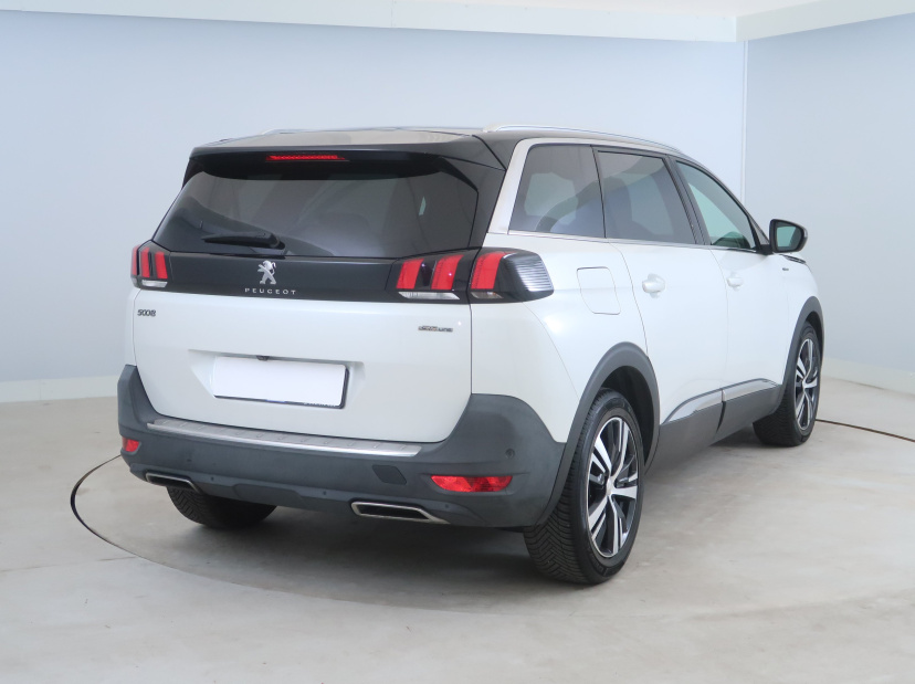 Peugeot 5008, 2019
