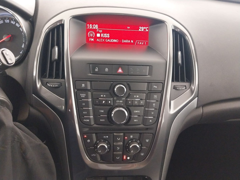 Opel Astra, 2013