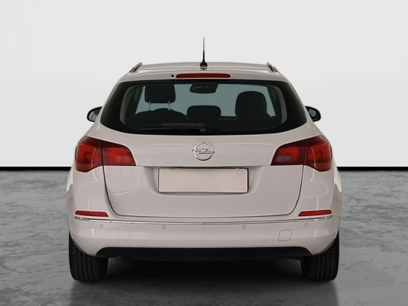 Opel Astra, 2013
