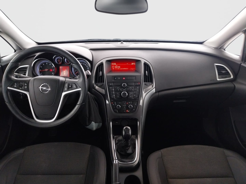 Opel Astra, 2013